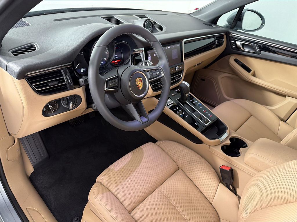 2026 Porsche MACAN — фото 4