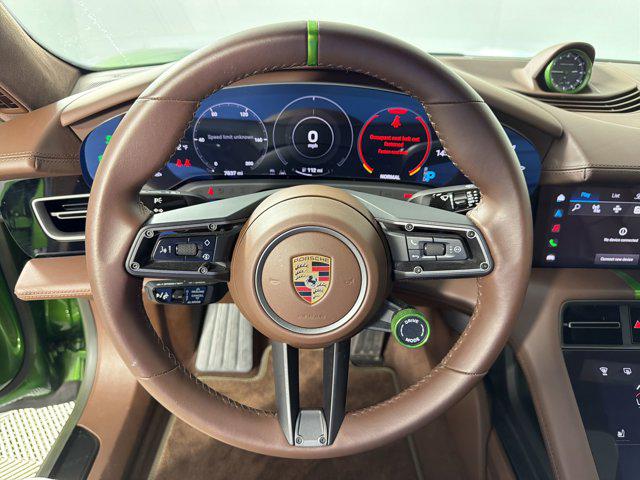 2023 Porsche TAYCAN GTS — миниатюра 18