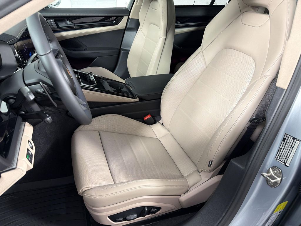 صورة مصغرة 5 لـ 2026 Porsche PANAMERA RWD