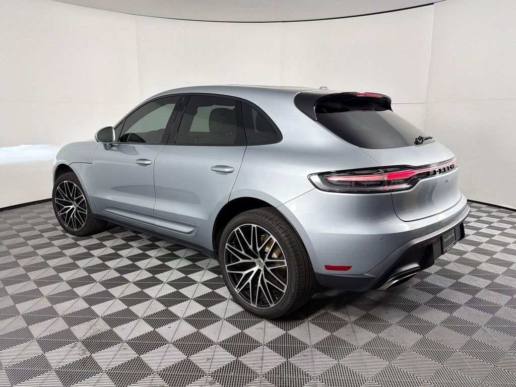 2026 Porsche MACAN 照片 3