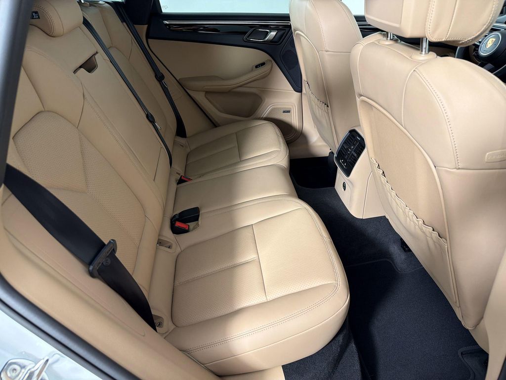 2026 Porsche MACAN 缩略图 29