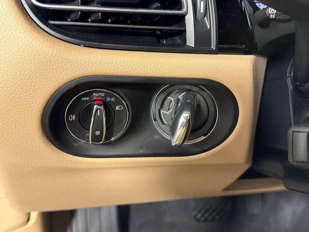 2026 Porsche MACAN 缩略图 26