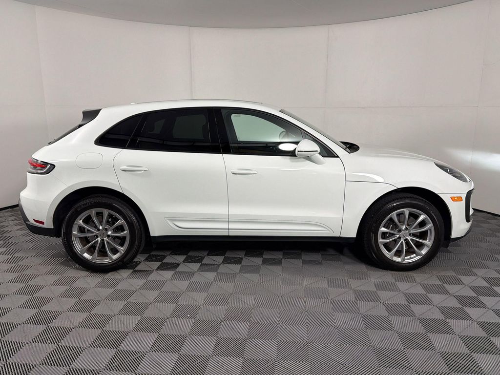 2026 Porsche MACAN 照片 8