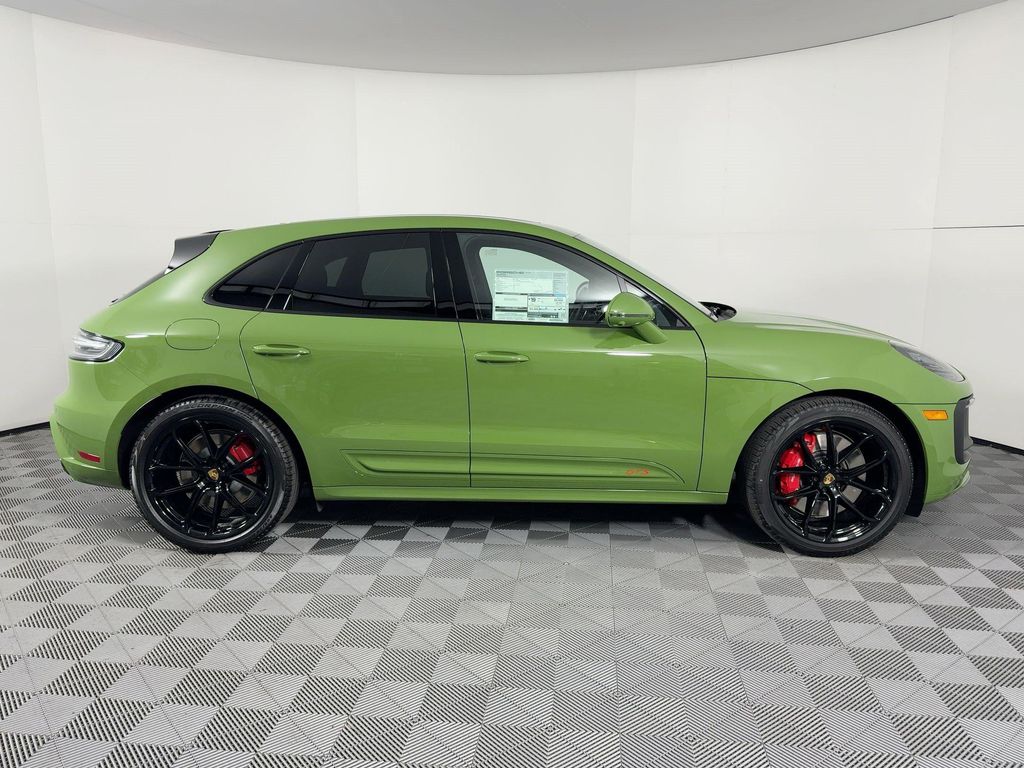 2026 Porsche MACAN MACAN GTS — миниатюра 8
