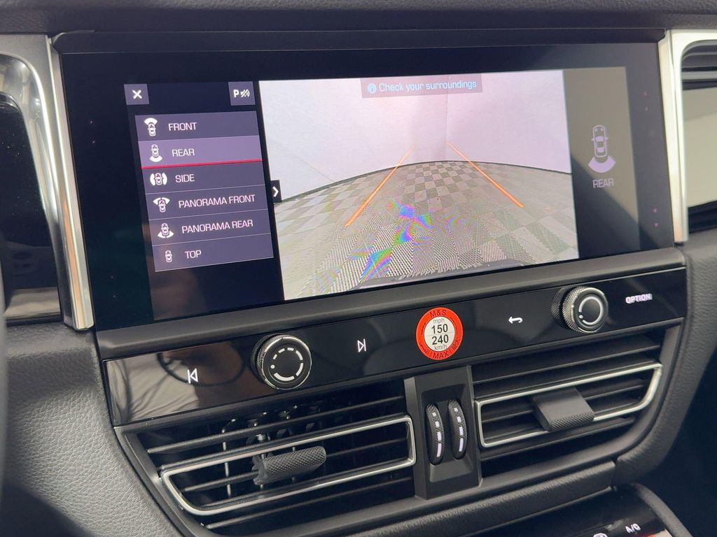 صورة مصغرة 24 لـ 2026 Porsche MACAN