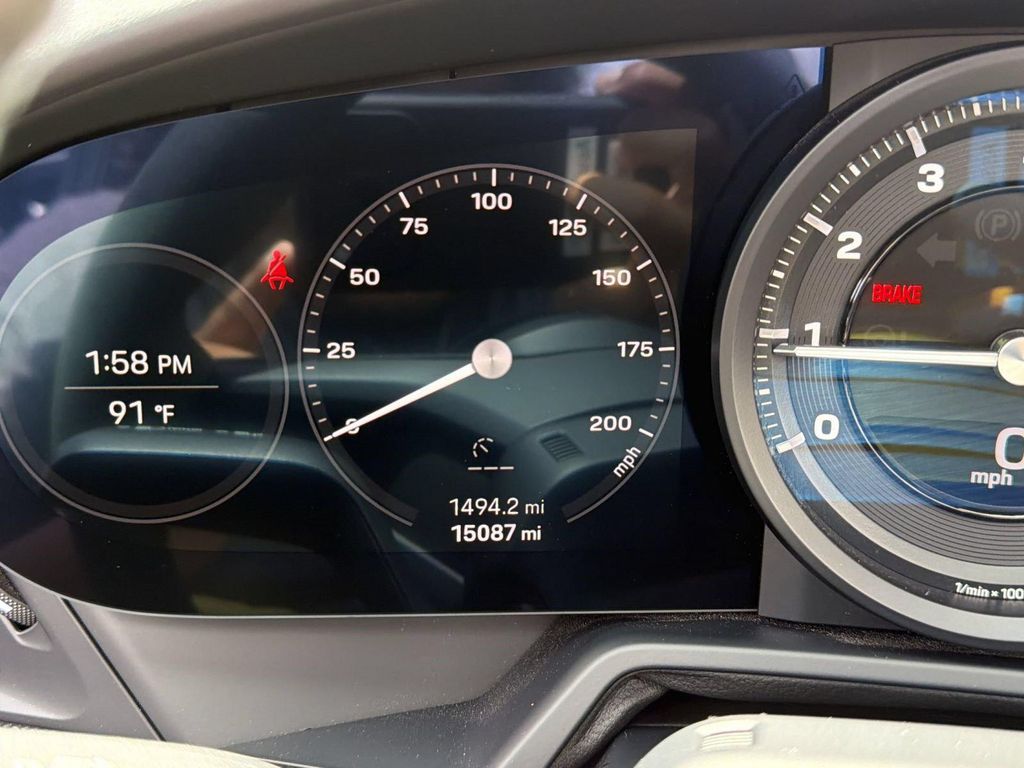 صورة مصغرة 22 لـ 2024 Porsche 911 CARRERA 4S CABRIOLET
