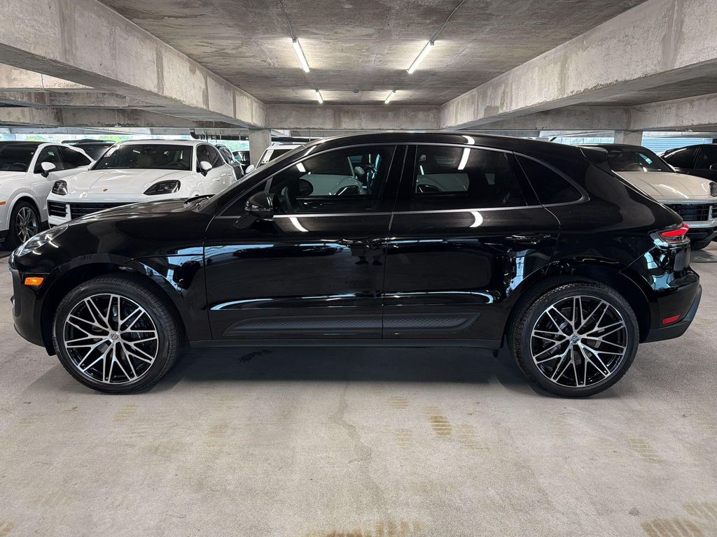 صورة 2 لـ 2026 Porsche MACAN