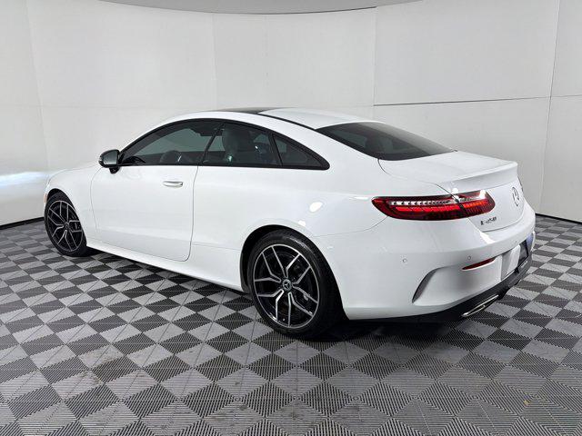 MERCEDES-BENZ E-CLASS - 3