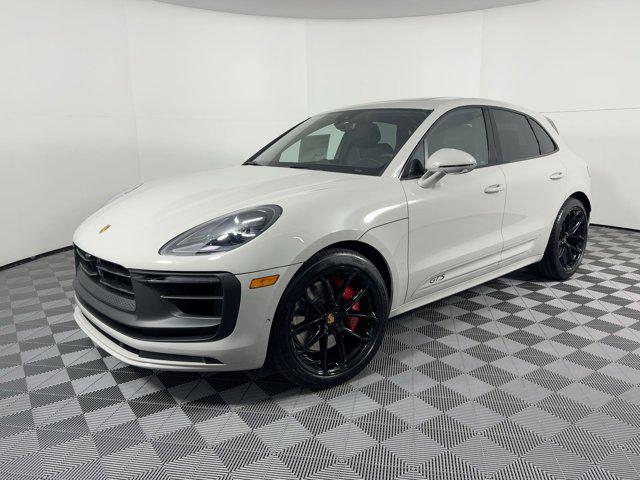 New 2026 Porsche Macan Macan GTS