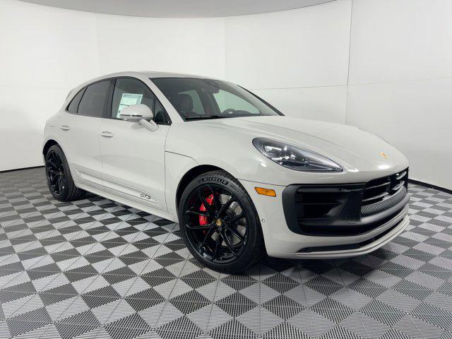 2026 Porsche MACAN MACAN GTS photo 7