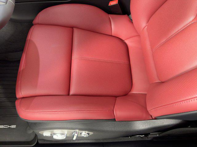 2026 Porsche MACAN 缩略图 14