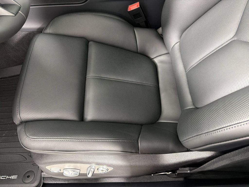 صورة مصغرة 14 لـ 2026 Porsche MACAN