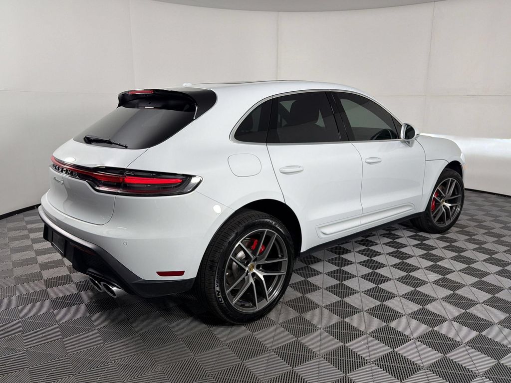 صورة 9 لـ 2026 Porsche MACAN