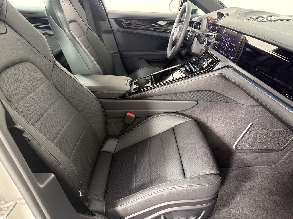 2026 Porsche PANAMERA 4 缩略图 26