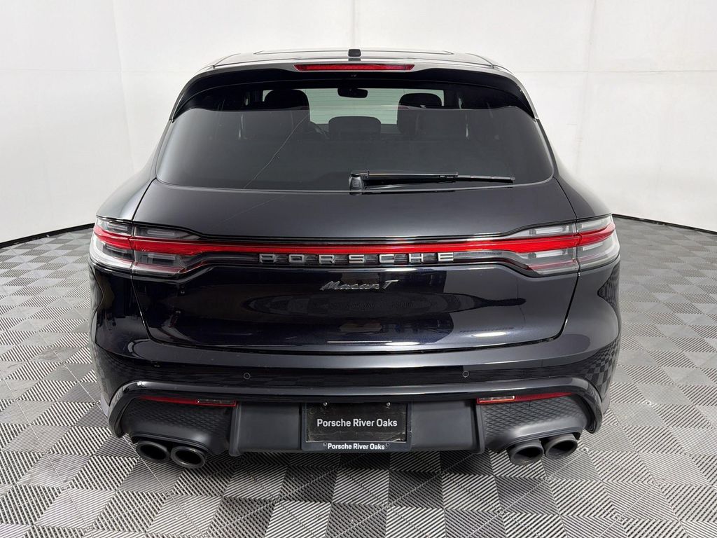 2024 Porsche MACAN T — фото 10