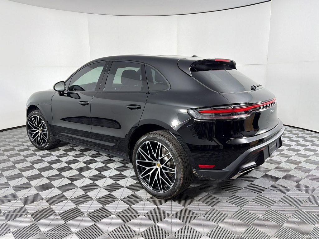 صورة 3 لـ 2026 Porsche MACAN