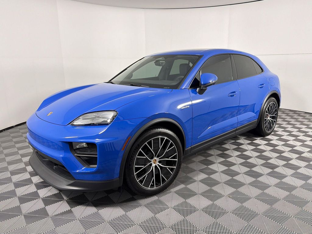 New 2026 Porsche Macan Macan Electric