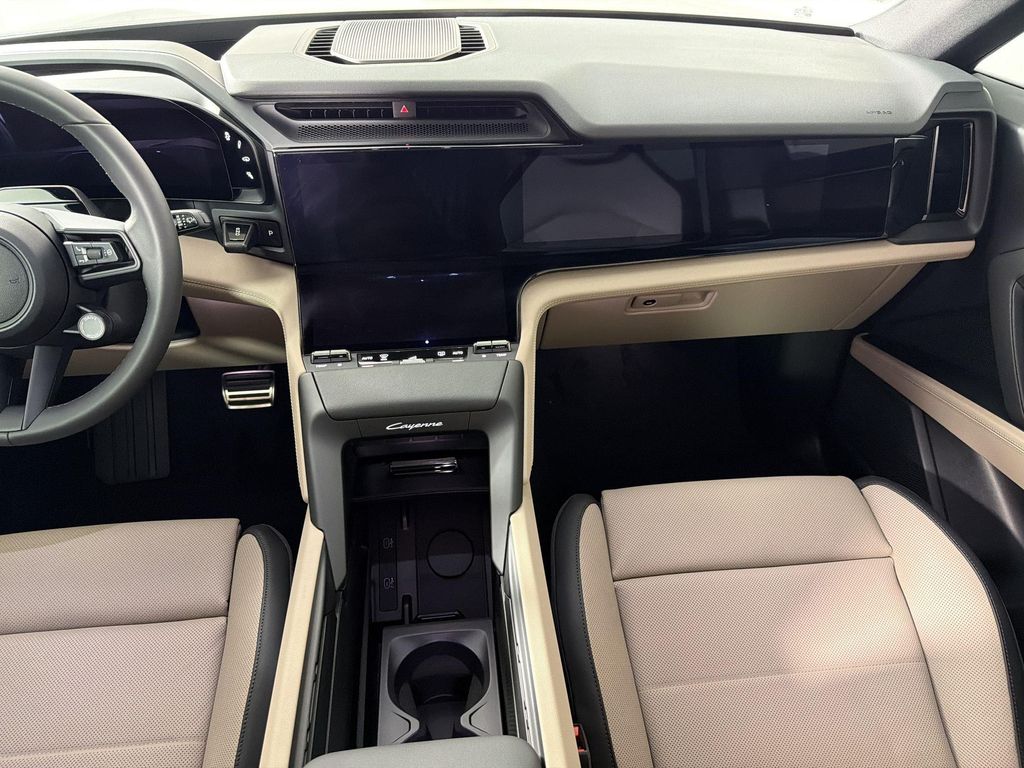 2026 Porsche CAYENNE — миниатюра 16