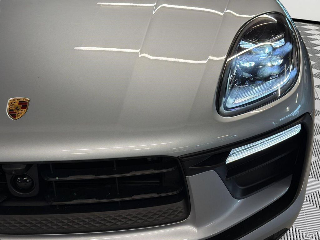 2026 Porsche MACAN 缩略图 12