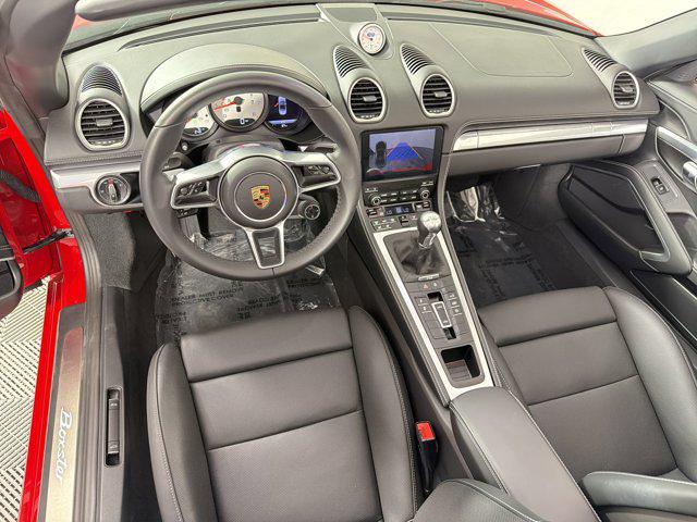 صورة مصغرة 26 لـ 2025 Porsche 718 BOXSTER STYLE EDITION