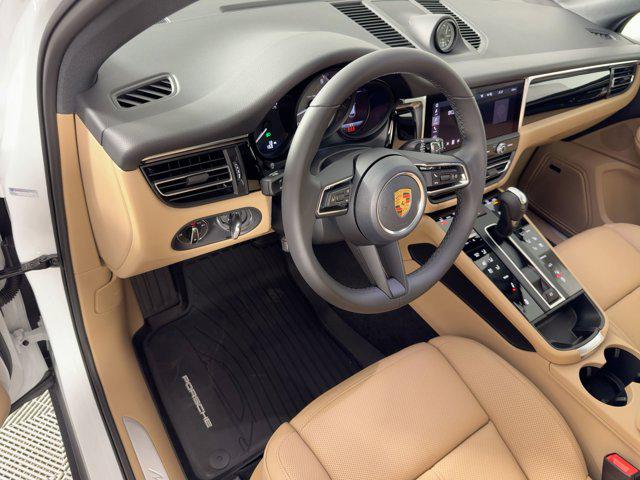 2026 Porsche MACAN — фото 4