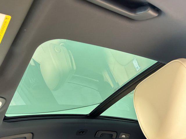 صورة مصغرة 16 لـ 2026 Porsche MACAN