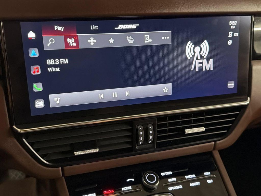 صورة مصغرة 20 لـ 2023 Porsche CAYENNE PLATINUM EDITION