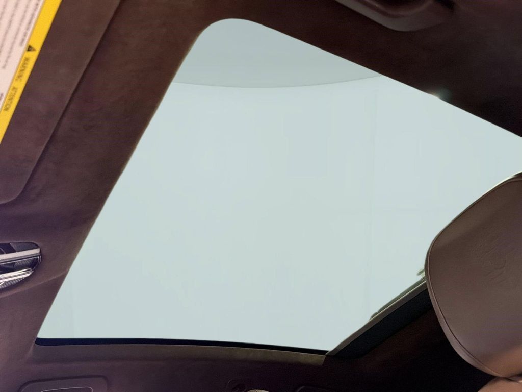 صورة مصغرة 22 لـ 2023 Porsche CAYENNE PLATINUM EDITION