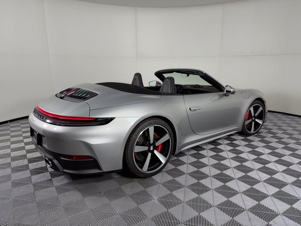 صورة 9 لـ 2026 Porsche 911 911 CARRERA S