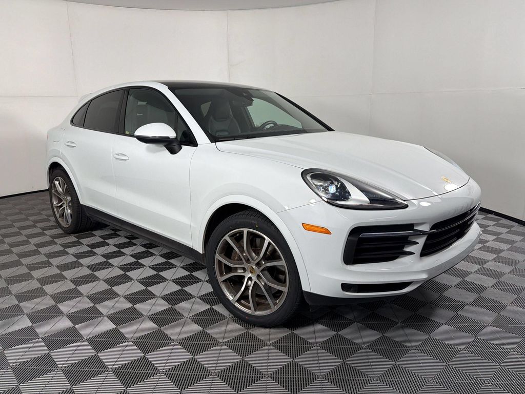 صورة 7 لـ 2023 Porsche CAYENNE