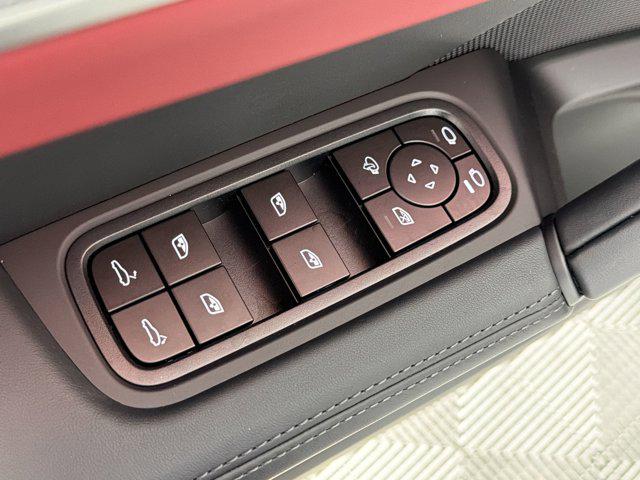 2026 Porsche CAYENNE S 缩略图 13