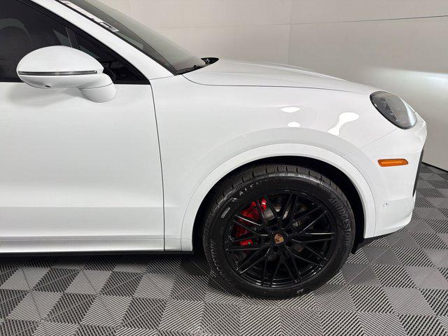 2026 Porsche CAYENNE S 缩略图 12