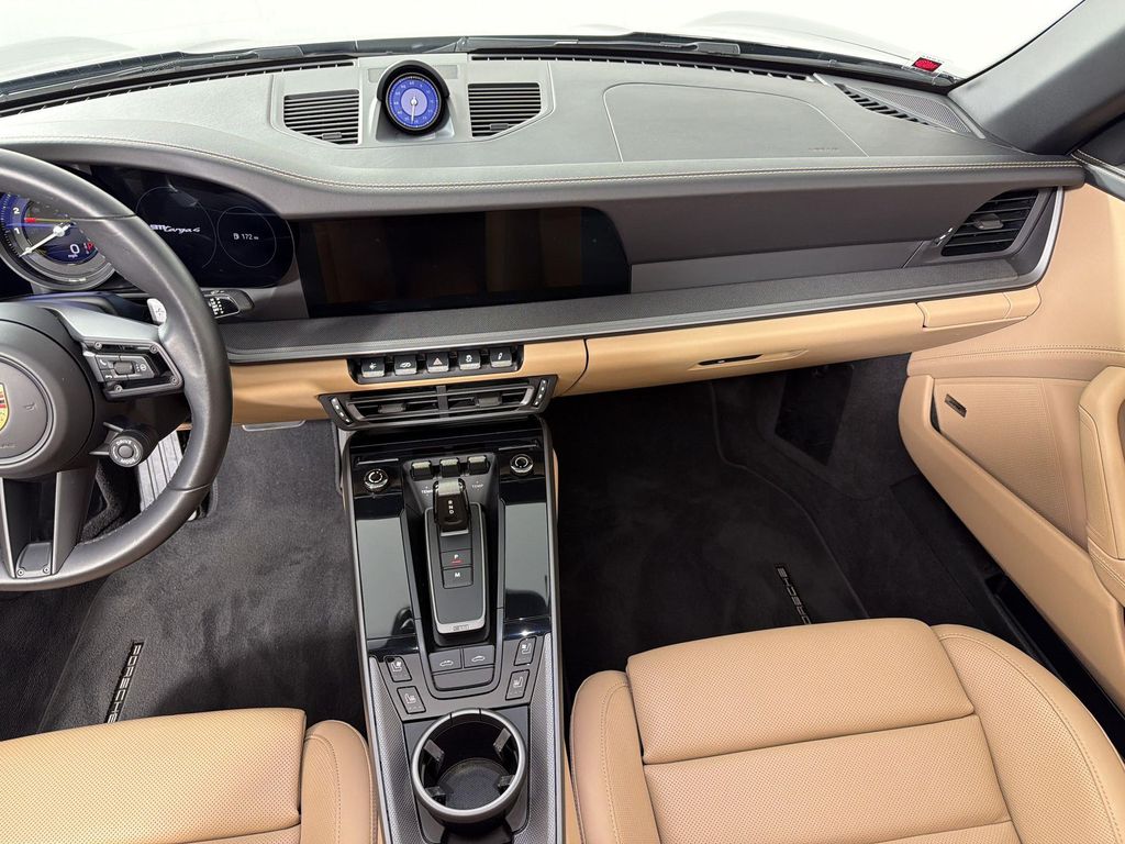 2024 Porsche 911 TARGA 4 — миниатюра 29