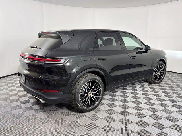 صورة 9 لـ 2026 Porsche CAYENNE