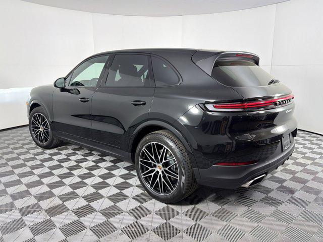 صورة 3 لـ 2026 Porsche CAYENNE