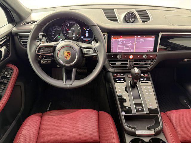 2026 Porsche MACAN — миниатюра 27