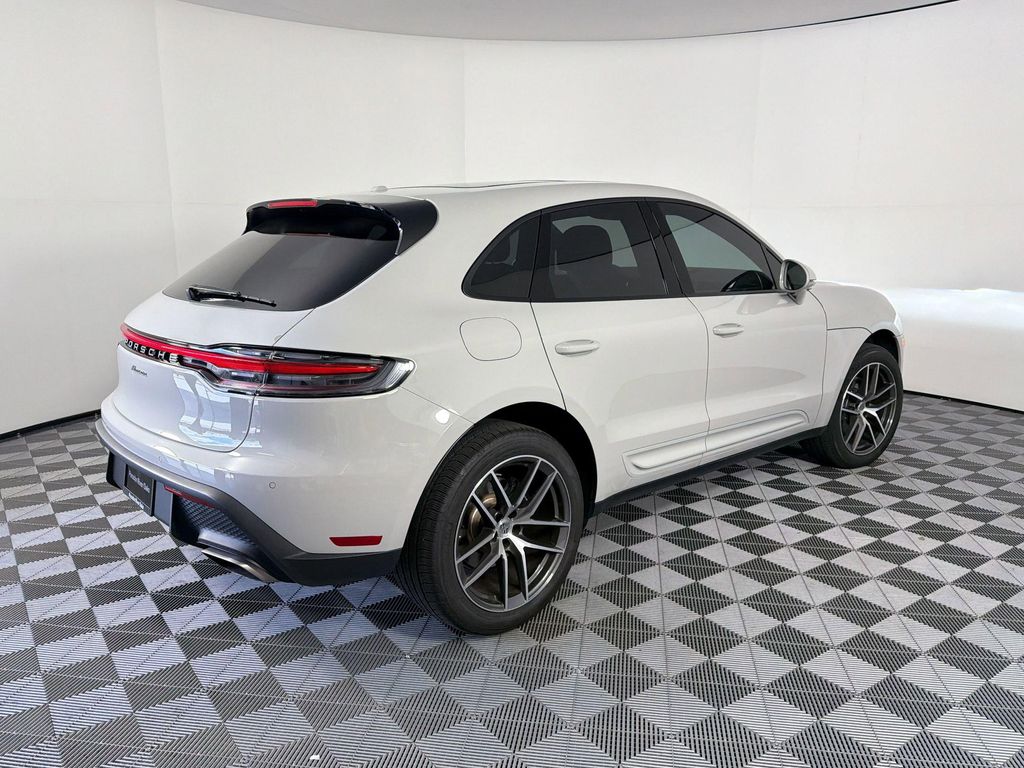 صورة 9 لـ 2026 Porsche MACAN
