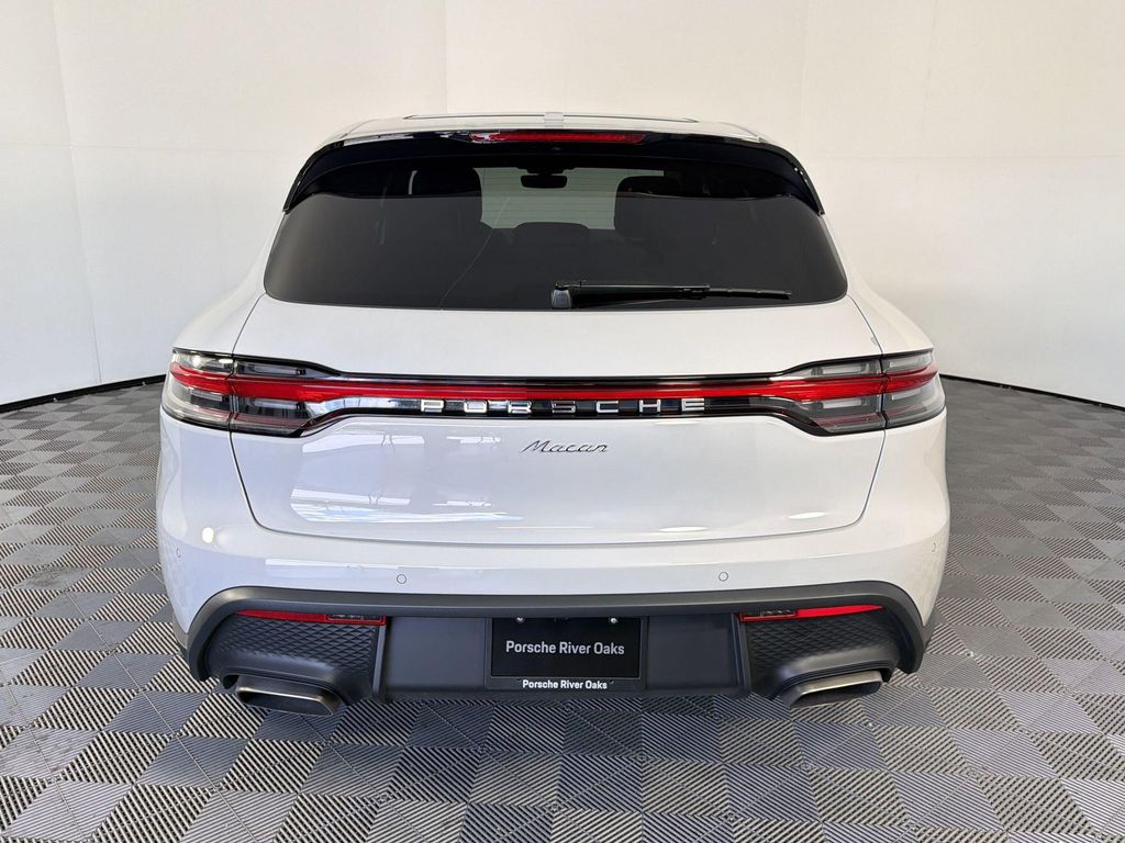 صورة 10 لـ 2026 Porsche MACAN