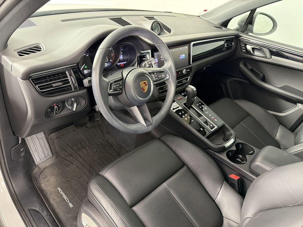 صورة 4 لـ 2026 Porsche MACAN