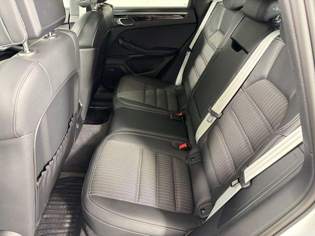 صورة مصغرة 15 لـ 2026 Porsche MACAN T