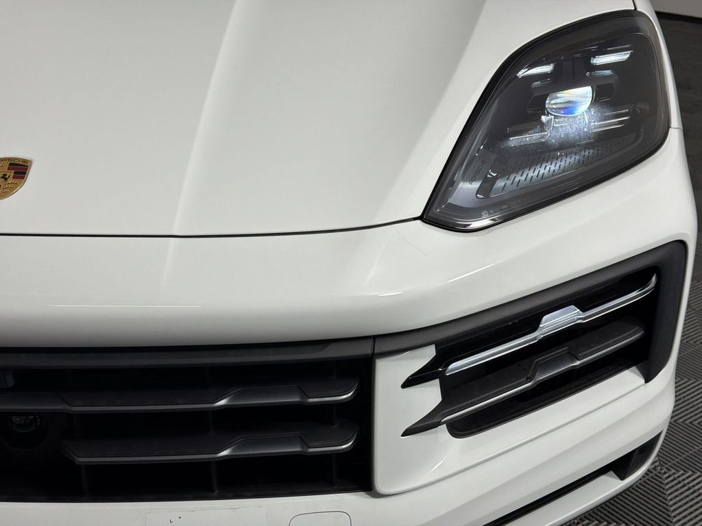 2026 Porsche CAYENNE 缩略图 12