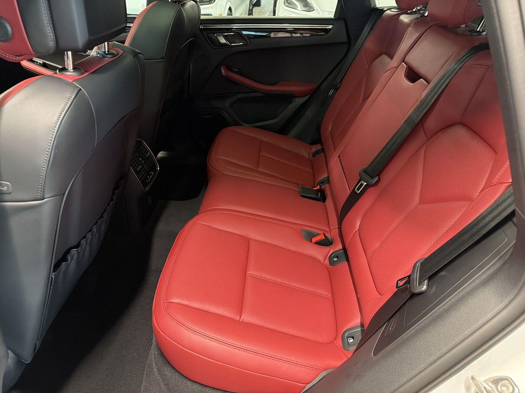 2026 Porsche MACAN 缩略图 23