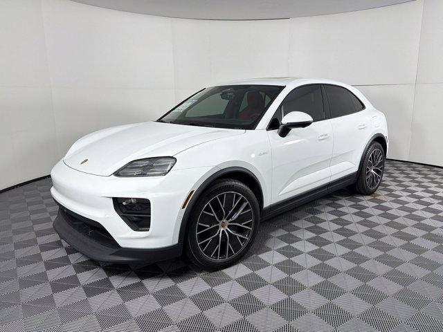 New 2026 Porsche Macan Macan Electric