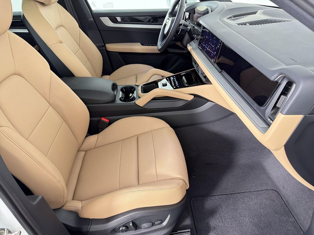 2026 Porsche CAYENNE 缩略图 26