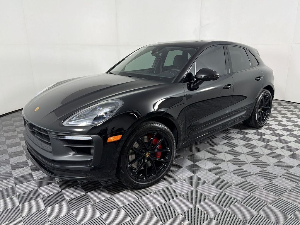 New 2026 Porsche Macan Macan GTS