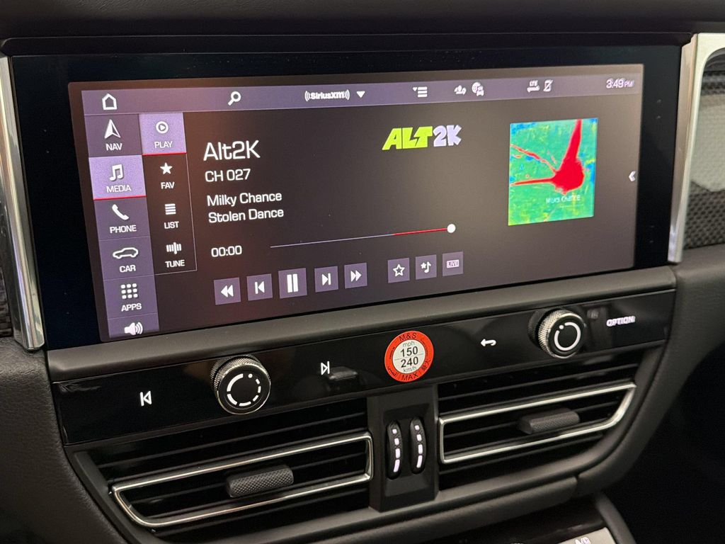 2026 Porsche MACAN MACAN GTS 缩略图 23