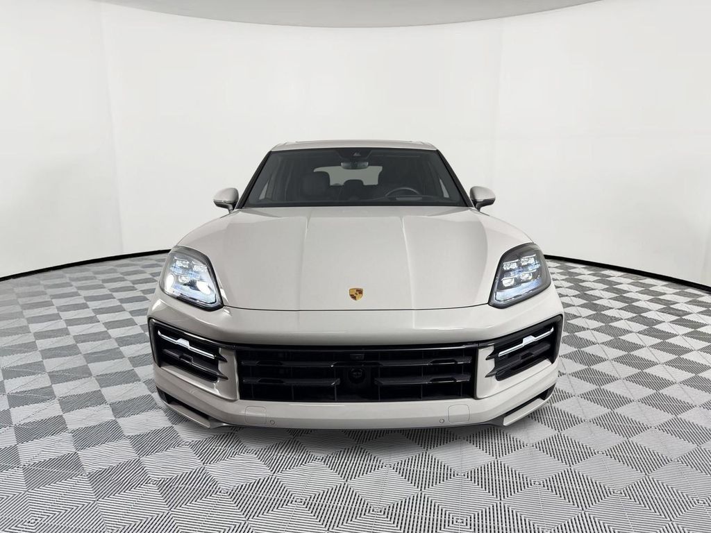 صورة 6 لـ 2026 Porsche CAYENNE