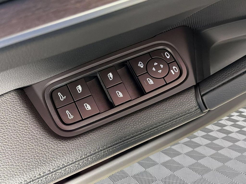 صورة مصغرة 14 لـ 2026 Porsche CAYENNE