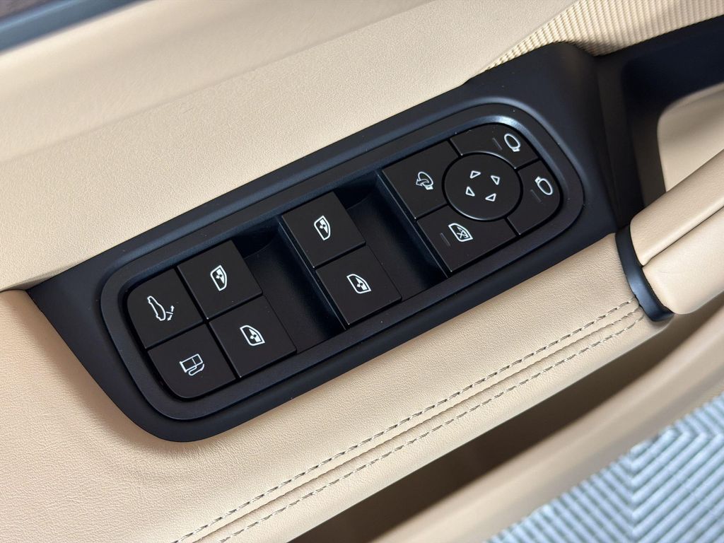 2026 Porsche CAYENNE CAYENNE S E-HYBRID — миниатюра 14