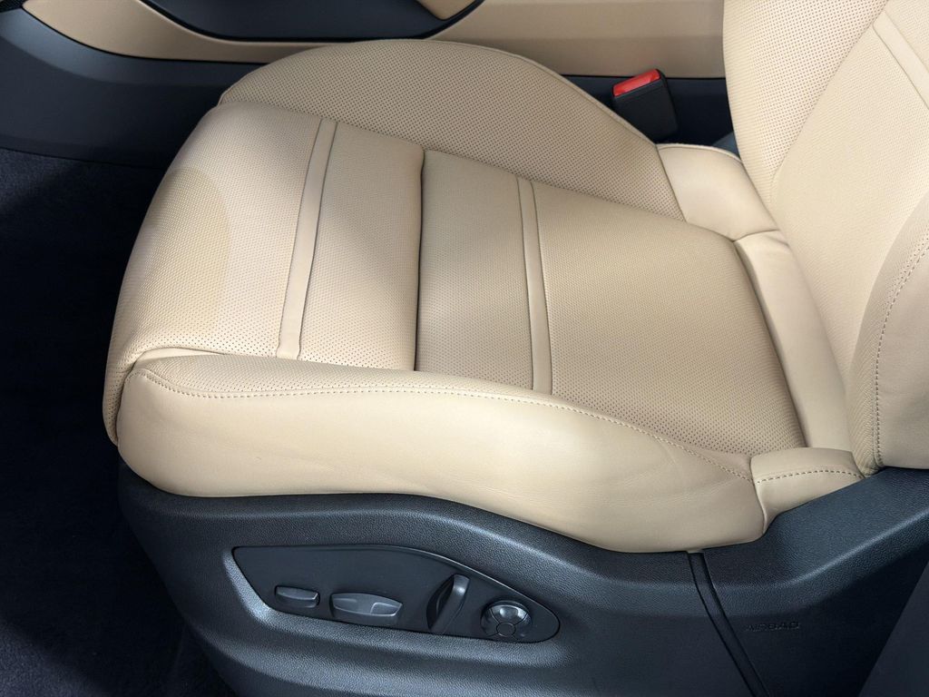 2026 Porsche CAYENNE CAYENNE S E-HYBRID — миниатюра 15